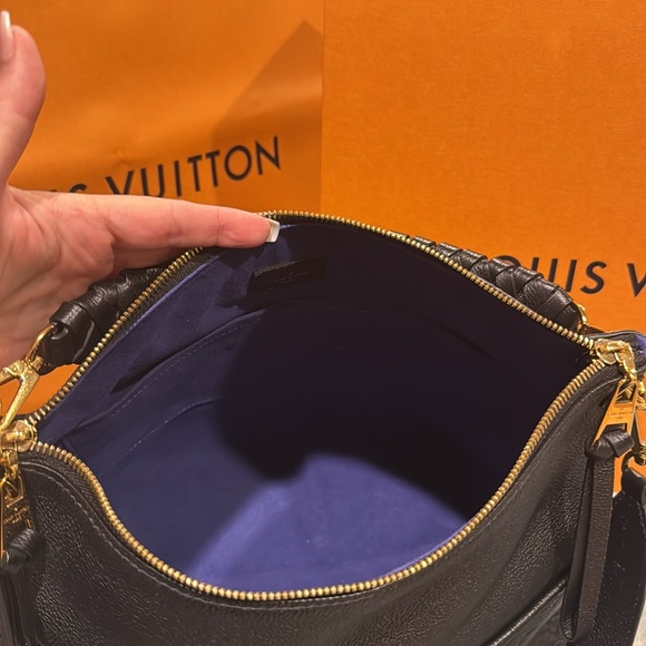 Louis Vuitton Monogram Empteinte Maida Hobo. Black. Gorg bag with box and bag - Picture 2 of 6